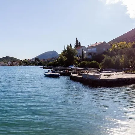 Διαμέρισμα Memunic Ston