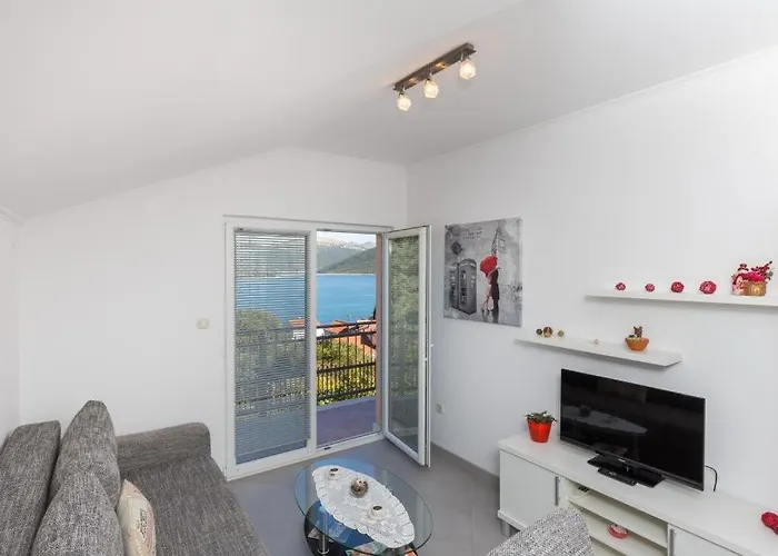 Memunic * Stone Harbor