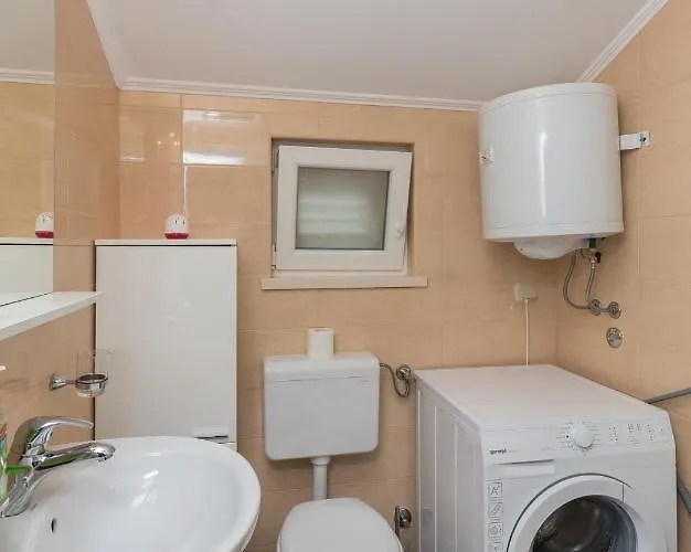 Memunic * Stone Harbor