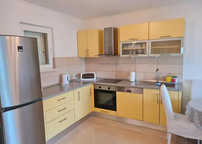 Memunic Stone Harbor